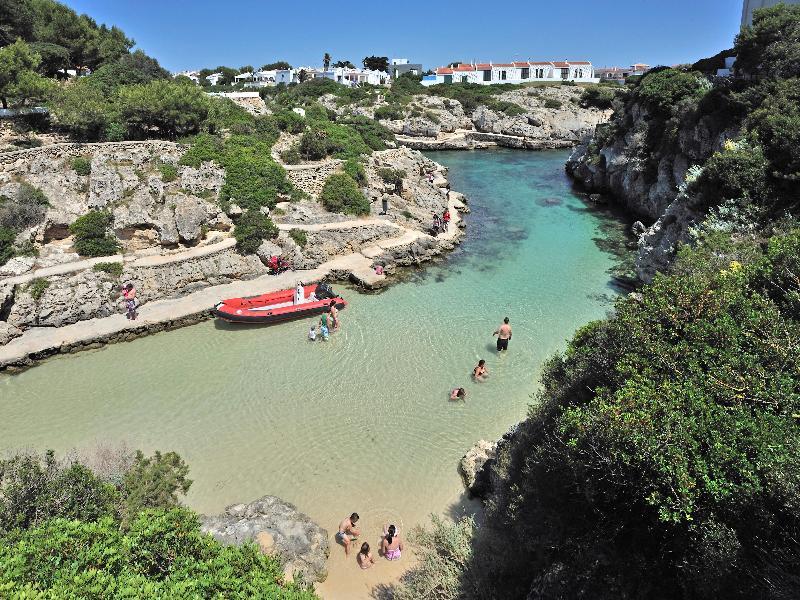 Globales Almirante Farragut Hotel Cala'N Blanes  Exterior photo